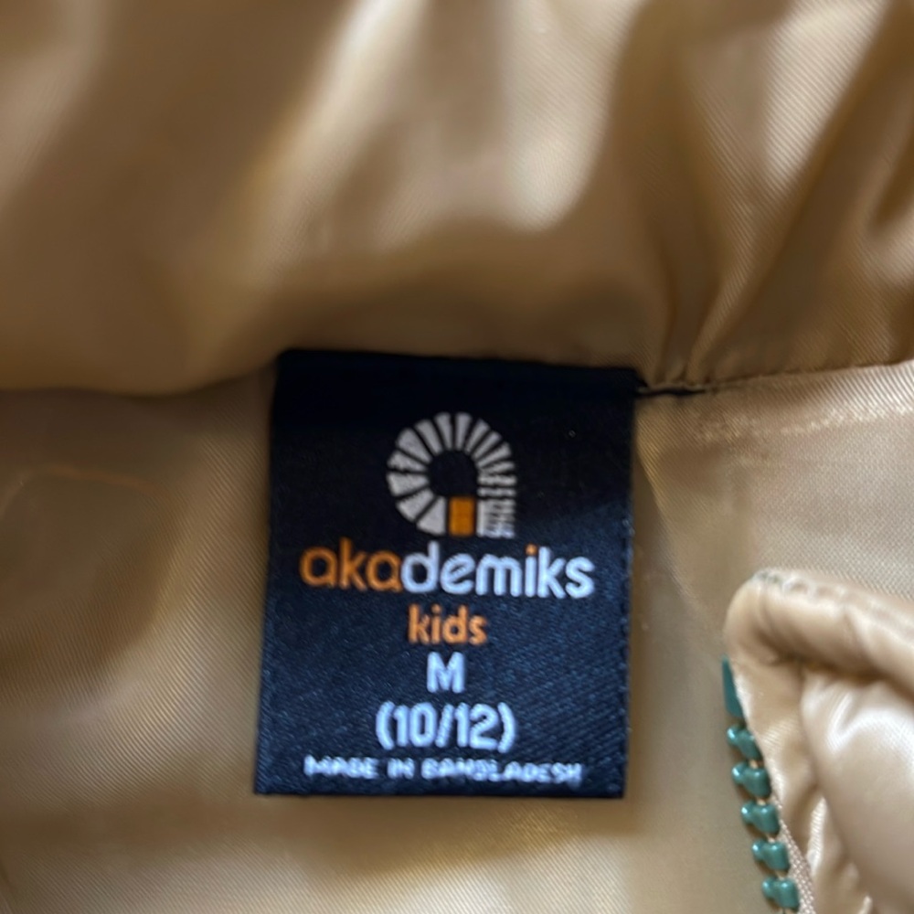 Akademiks